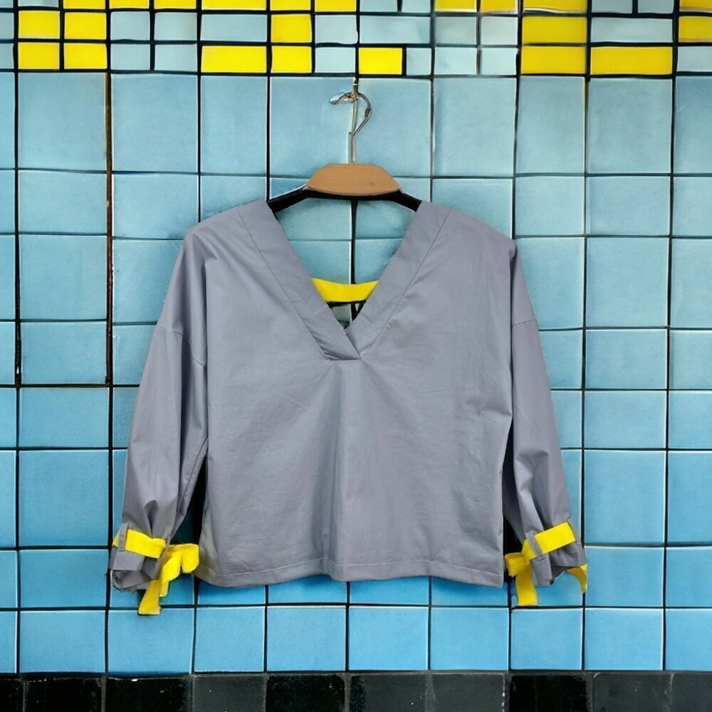 * NEW Sheer Italy Blue Cropped V Neck Stretch Cotton Blouse w/ Yellow Ties US S